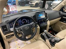 تۆیۆتا لاند کروزەر